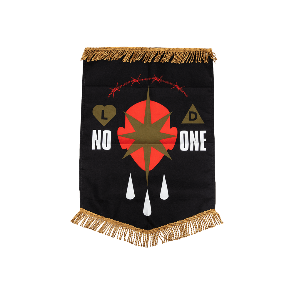 NO ONE PENNANT FLAG
